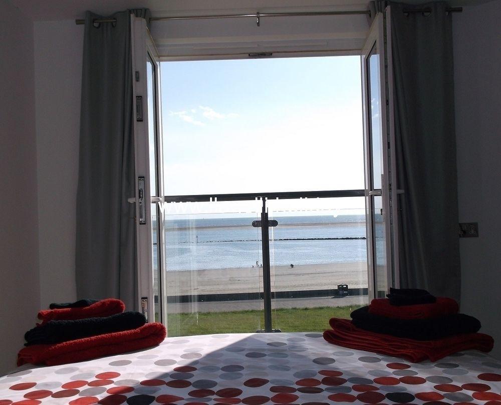 Awel Y Mor Lejlighed Llanelli Eksteriør billede